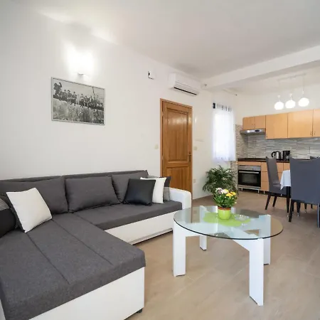 Judita By Interhome Jadranovo