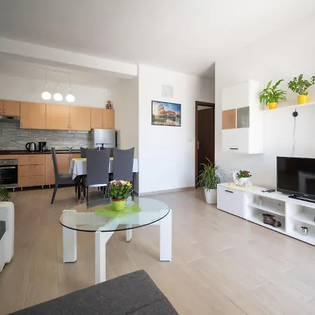 Lägenhet Judita By Interhome